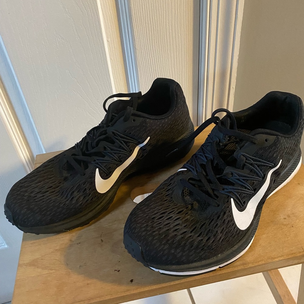 Women Nike Running Sneakers Size 8